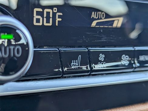 Used 2021 BMW 530i w/ Convenience Package image 17