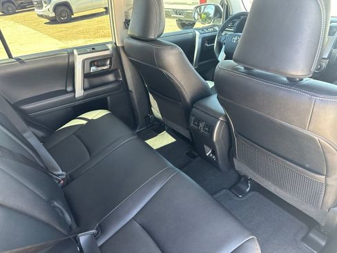 Used 2022 Toyota 4Runner TRD Sport AWD/4WD image 25
