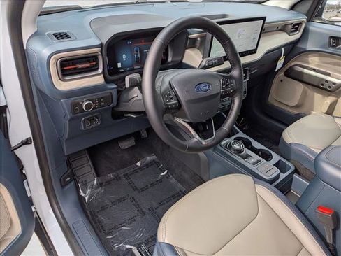 New 2026 Ford Maverick Lariat image 3