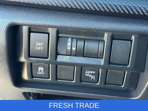 Used 2019 Subaru Crosstrek 2.0i Premium w/ Eyesight System image 26