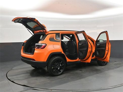 New 2026 Jeep Compass Latitude image 46