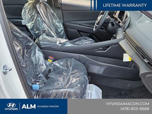 New 2026 Hyundai Elantra SEL Sport Premium FWD image 18