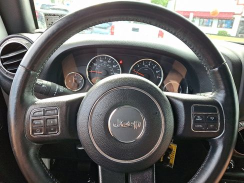Used 2016 Jeep Wrangler Sport AWD/4WD image 19
