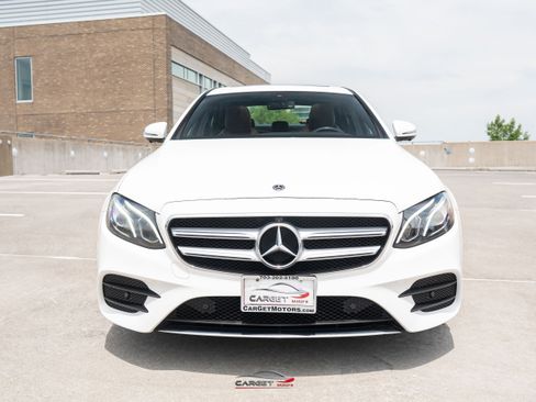 Used 2019 Mercedes-Benz E 450 4MATIC Sedan w/ Premium Package image 2