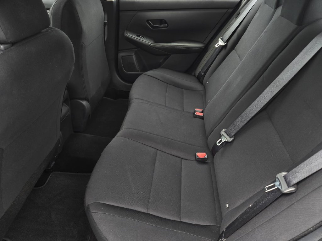 Certified 2024 Nissan Sentra S FWD image 10