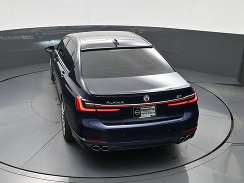 Used 2022 BMW ALPINA B7 xDrive AWD/4WD image 33