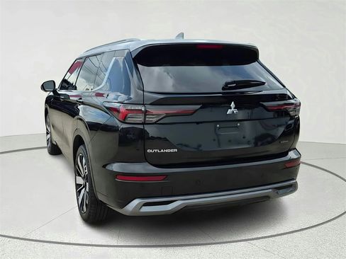New 2025 Mitsubishi Outlander SEL image 7