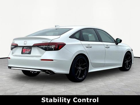 Used 2025 Honda Civic Sport image 6