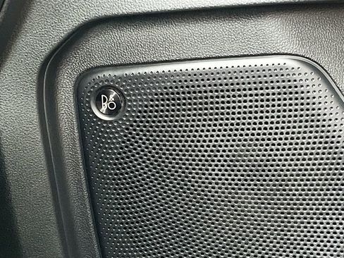 Used 2022 Ford Escape Titanium w/ Titanium Elite Package image 19