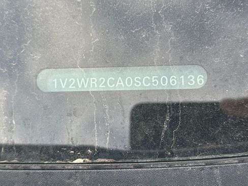 Used 2025 Volkswagen Atlas SE FWD image 10
