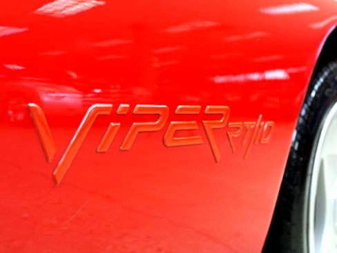 Used 1995 Dodge Viper RT/10 image 10