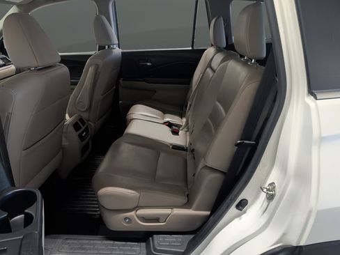 Used 2017 Honda Pilot EX-L image 11