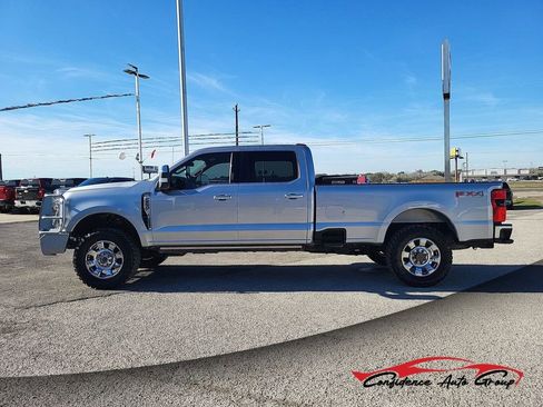 Used 2023 Ford F250 Lariat w/ Chrome Package image 1