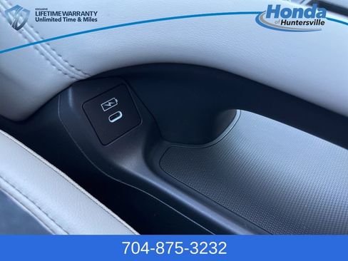 New 2026 Honda HR-V EX-L image 34