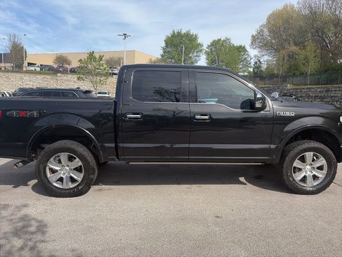 Used 2015 Ford F150 Platinum w/ Equipment Group 701A Luxury image 8