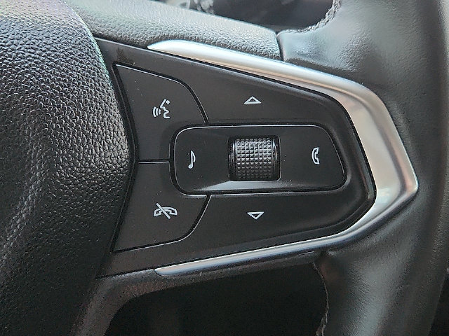 Used 2025 Chevrolet Trax ACTIV w/ Driver Confidence Package FWD image 17