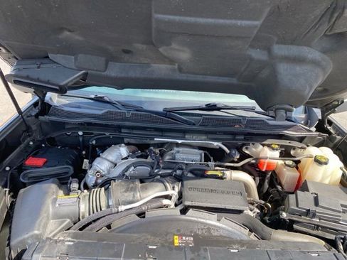 Used 2022 Chevrolet Silverado 2500 High Country w/ Technology Package AWD/4WD image 21