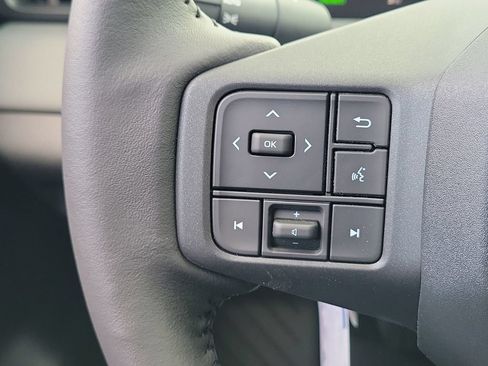 New 2026 Toyota RAV4 SE w/ Convenience Package AWD/4WD image 9