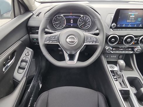 New 2025 Nissan Sentra SV image 8
