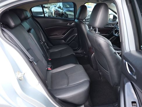 Used 2018 MAZDA MAZDA3 Grand Touring FWD image 14