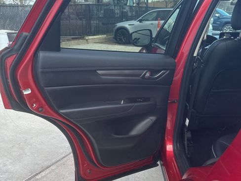 Certified 2025 MAZDA CX-5 AWD 2.5 S w/ Select Package image 16