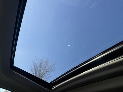 Used 2021 Chevrolet Silverado 1500 LT Trail Boss image 12