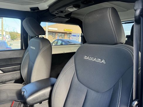 Used 2016 Jeep Wrangler Sahara w/ Dual Top Group image 13