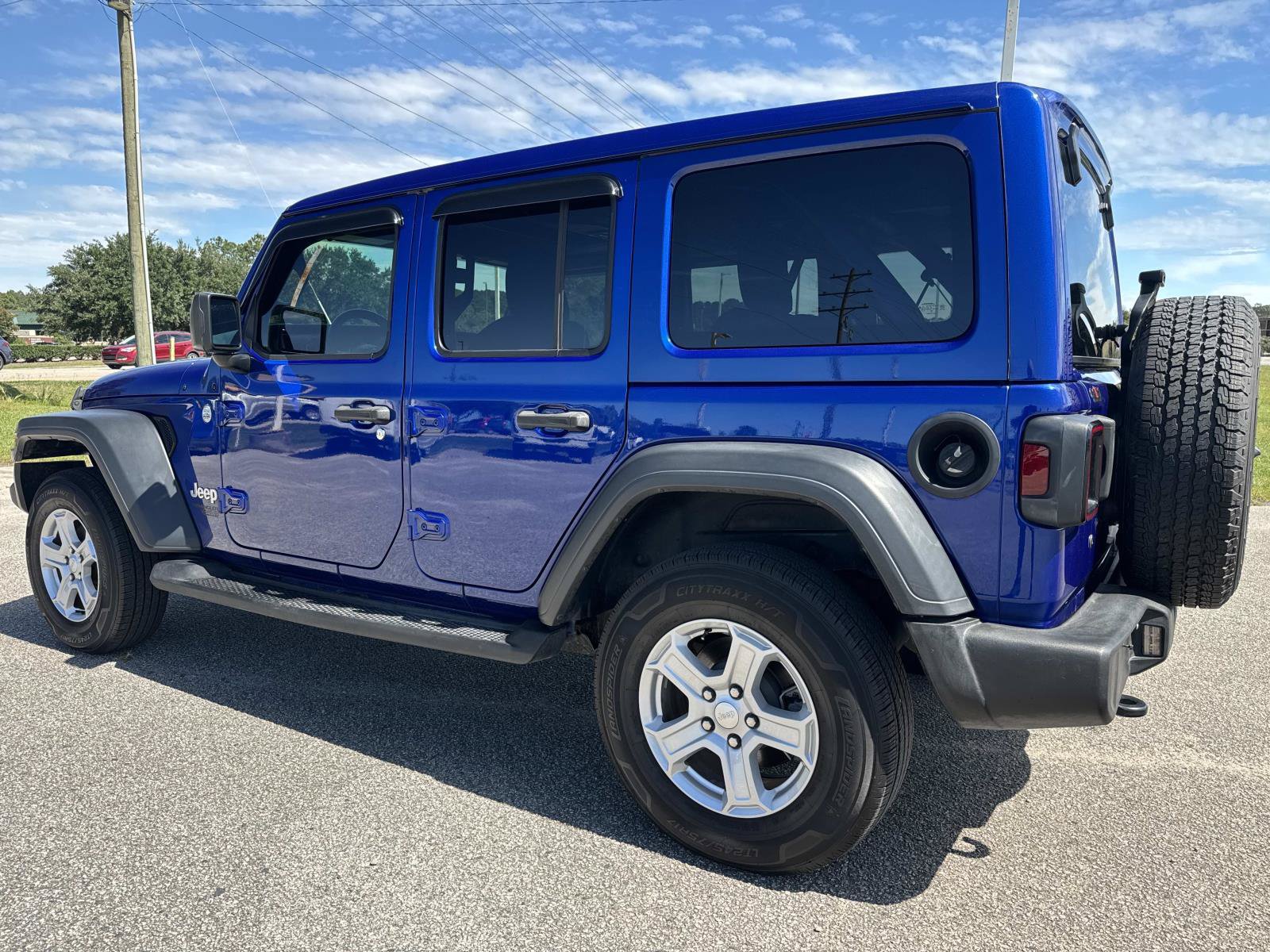 Used 2020 Jeep Wrangler Unlimited Sport S w/ Sun And Sound Package AWD/4WD image 6