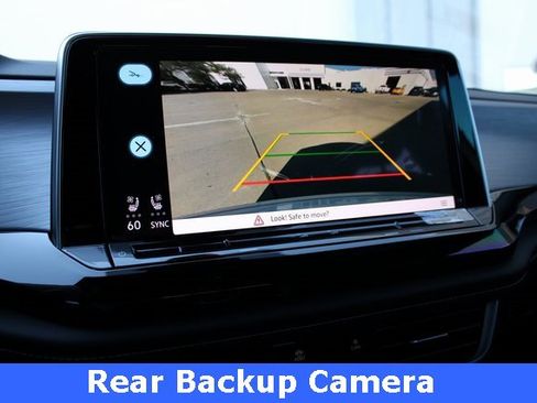 New 2026 Volkswagen Atlas Cross Sport SE image 3