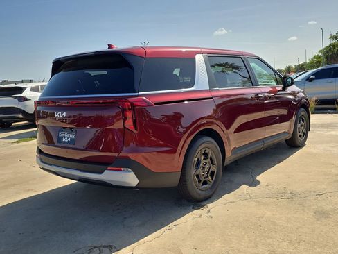 New 2026 Kia Carnival image 8