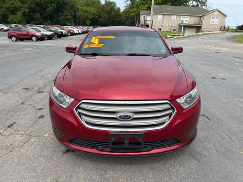 Used 2014 Ford Taurus SEL w/ Equipment Group 201A FWD image 3