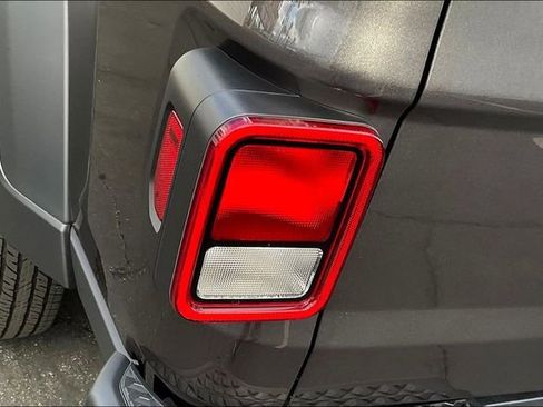 New 2026 Jeep Gladiator Sport image 12