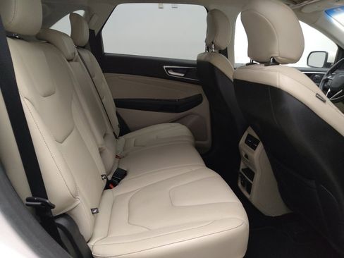 Used 2019 Ford Edge Titanium w/ Equipment Group 301A image 19