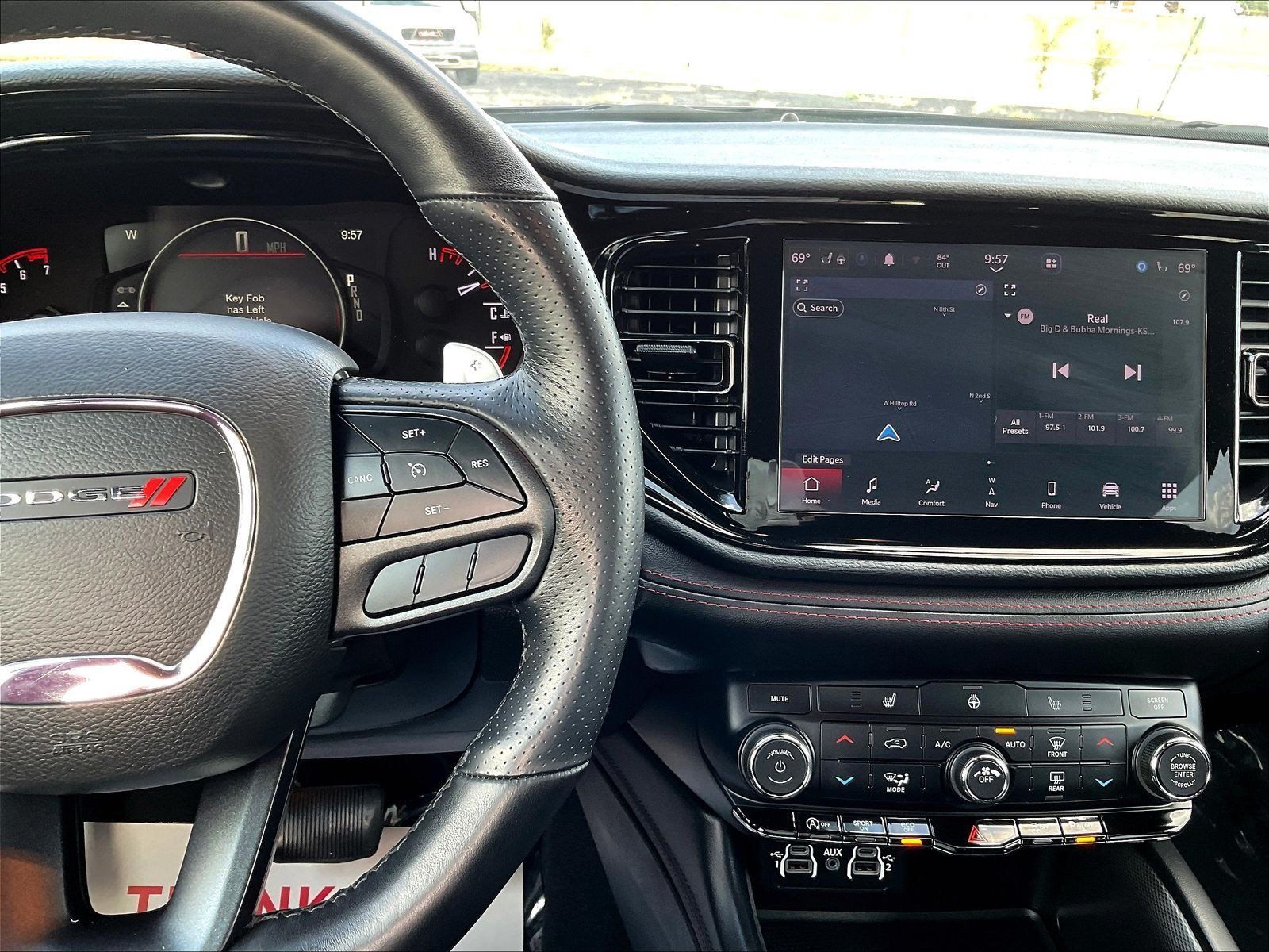 Used 2025 Dodge Durango GT AWD/4WD image 13