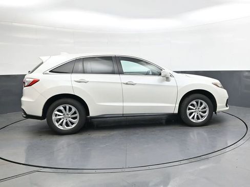 Used 2016 Acura RDX AWD w/ Technology Package image 3