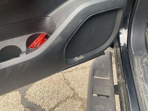 Used 2020 Nissan Titan PRO-4X w/ Pro-4x Convenience Package image 14