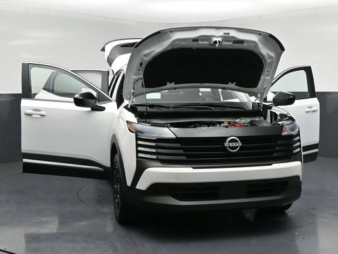New 2026 Nissan Kicks SV w/ SV Premium Package AWD/4WD image 35