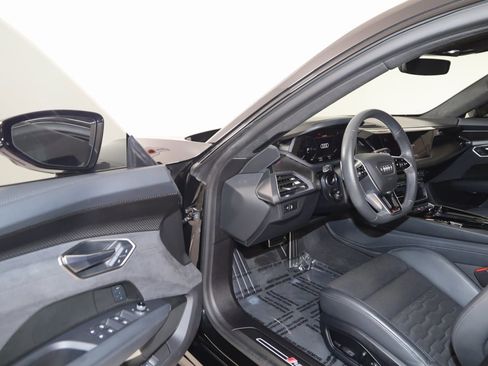 Used 2024 Audi RS e-tron GT w/ Carbon Performance Package image 96