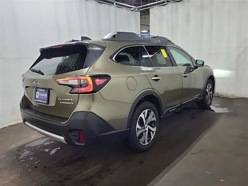 Used 2022 Subaru Outback Touring XT AWD/4WD image 4