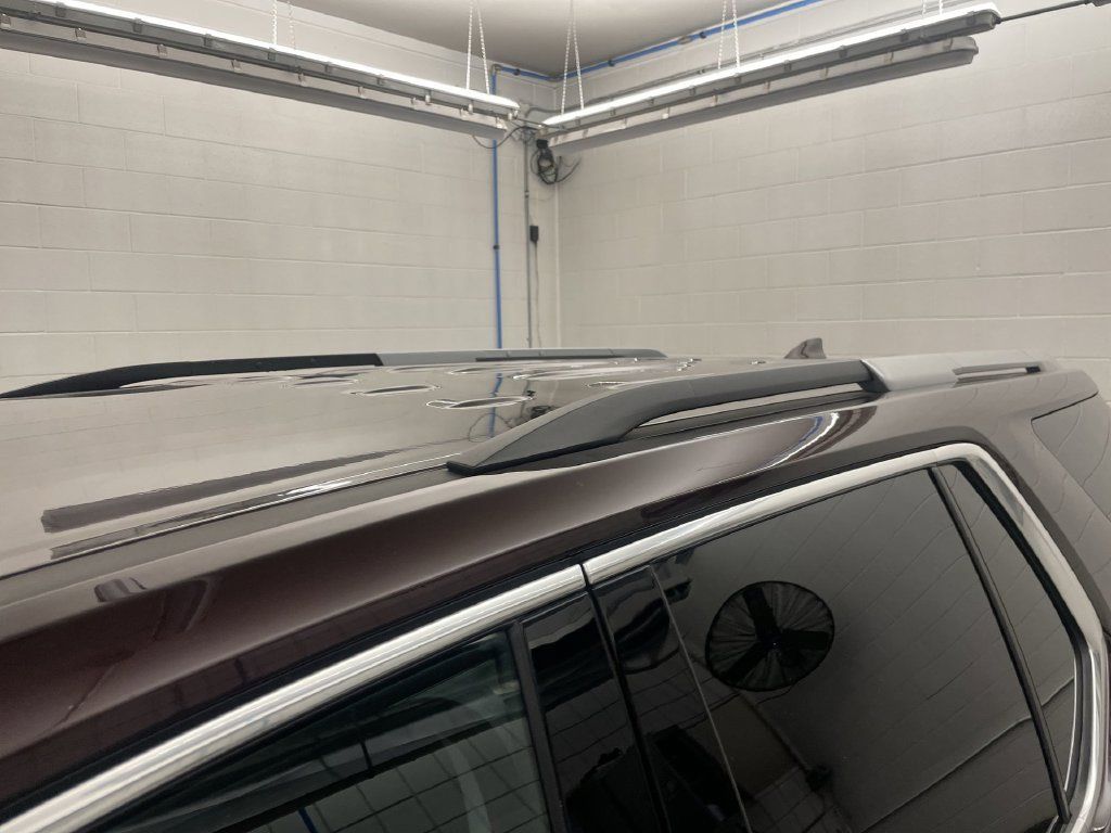 Used 2018 Chevrolet Traverse LT FWD image 27