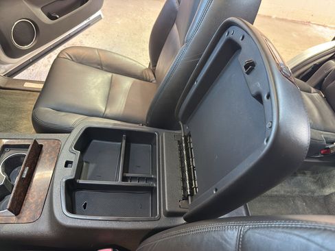 Used 2010 GMC Yukon Denali AWD/4WD image 20