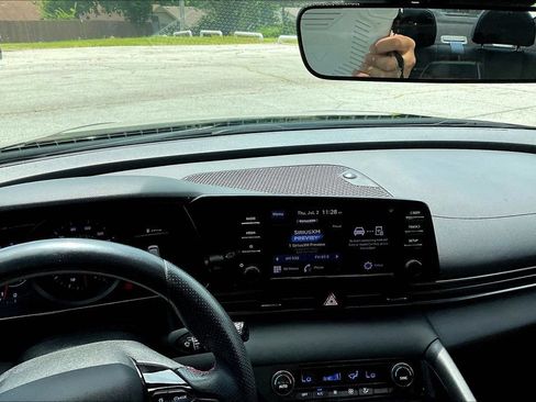 Used 2022 Hyundai Elantra N Line FWD image 13
