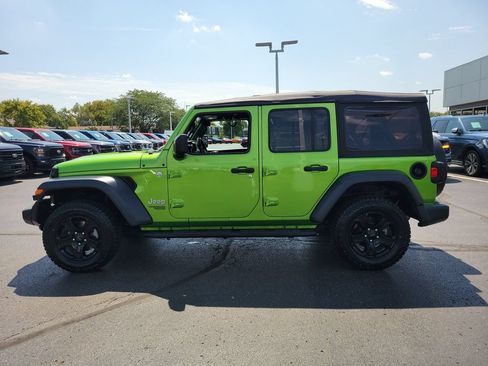 Used 2018 Jeep Wrangler Unlimited Sport S AWD/4WD image 7