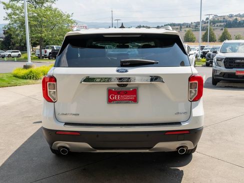 Used 2022 Ford Explorer Limited AWD/4WD image 6