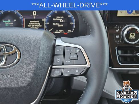 Used 2024 Toyota Highlander Platinum AWD/4WD image 29
