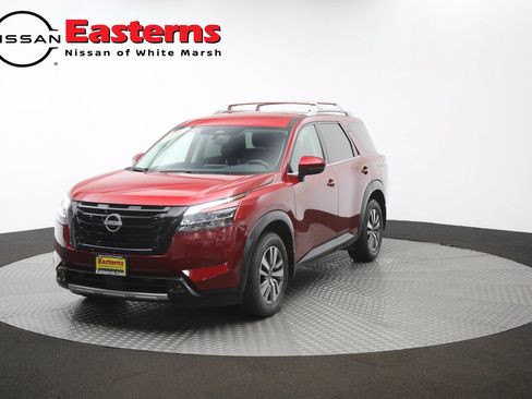 Used 2023 Nissan Pathfinder SL w/ Lighting Package (N92) AWD/4WD image 50