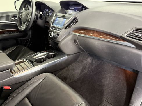 Used 2020 Acura MDX FWD image 11