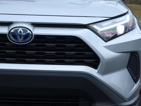 Used 2024 Toyota RAV4 LE image 16