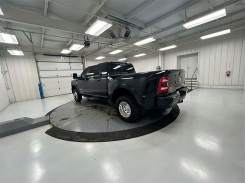 Used 2024 RAM 3500 Limited w/ Safety Group image 6