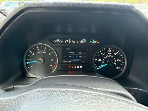 Used 2018 Ford F150 XLT w/ Equipment Group 302A Luxury AWD/4WD image 11